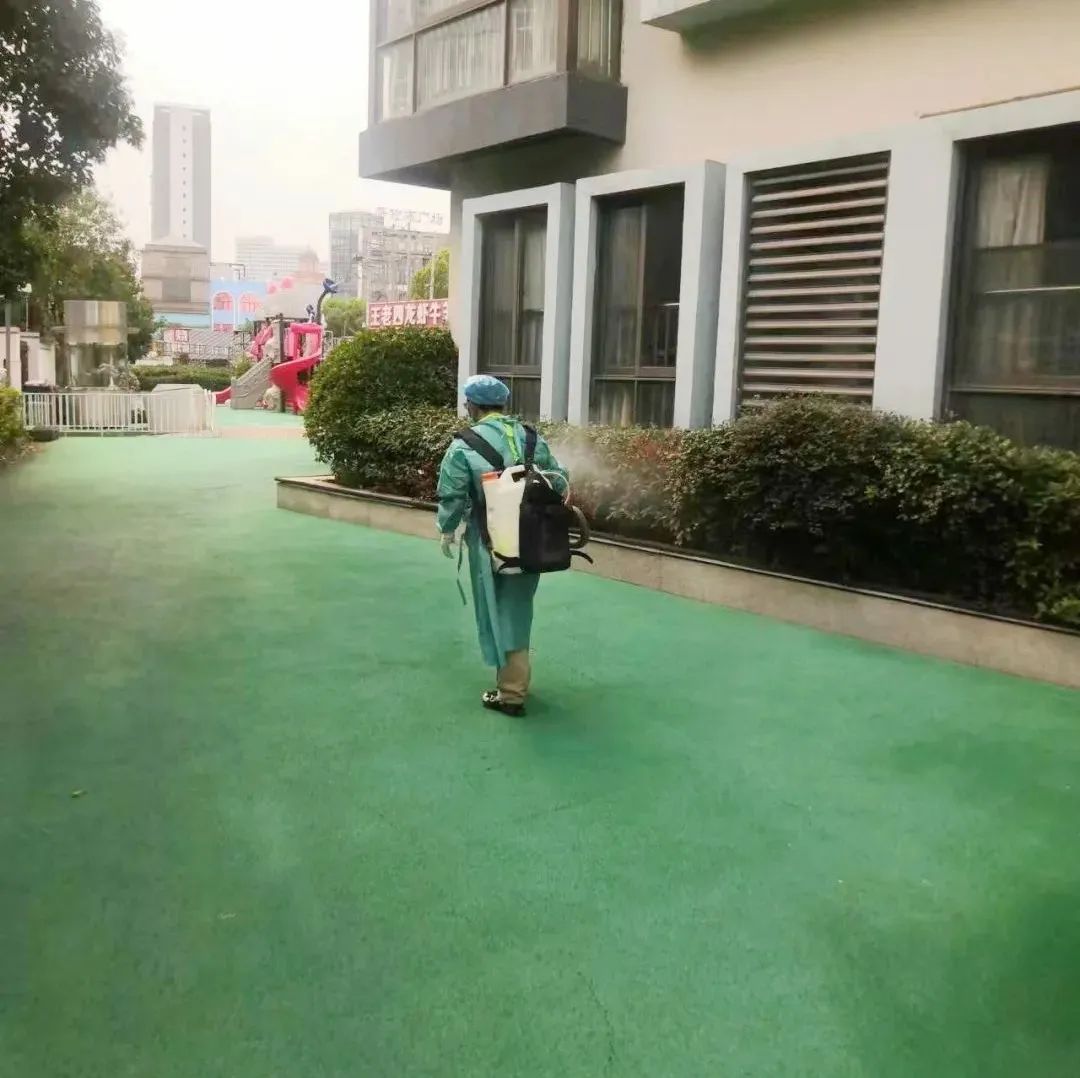https://lysyjk.wxlxjy.com/contents/sitefiles2059/10296567/images/37476853.jpeg