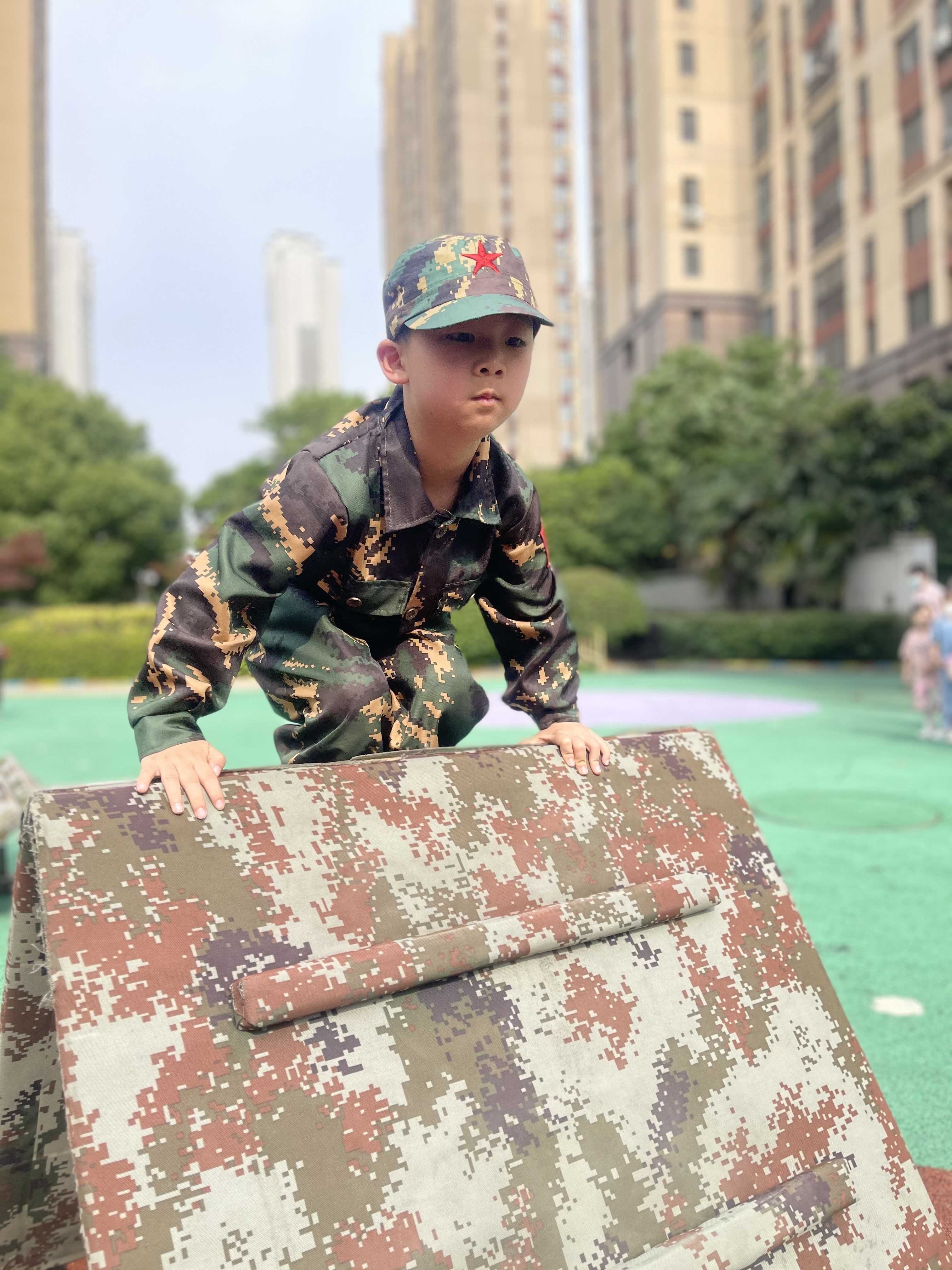 https://lysyjk.wxlxjy.com/contents/sitefiles2059/10296567/images/43649456.jpg