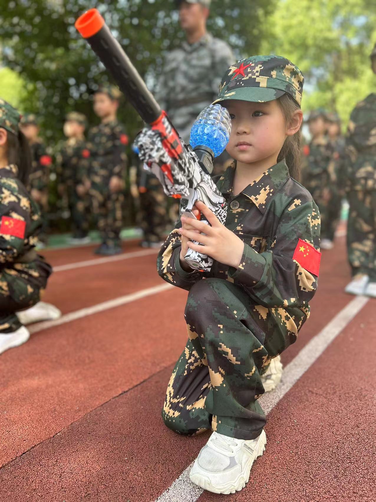 https://lysyjk.wxlxjy.com/contents/sitefiles2059/10296567/images/43649458.jpg