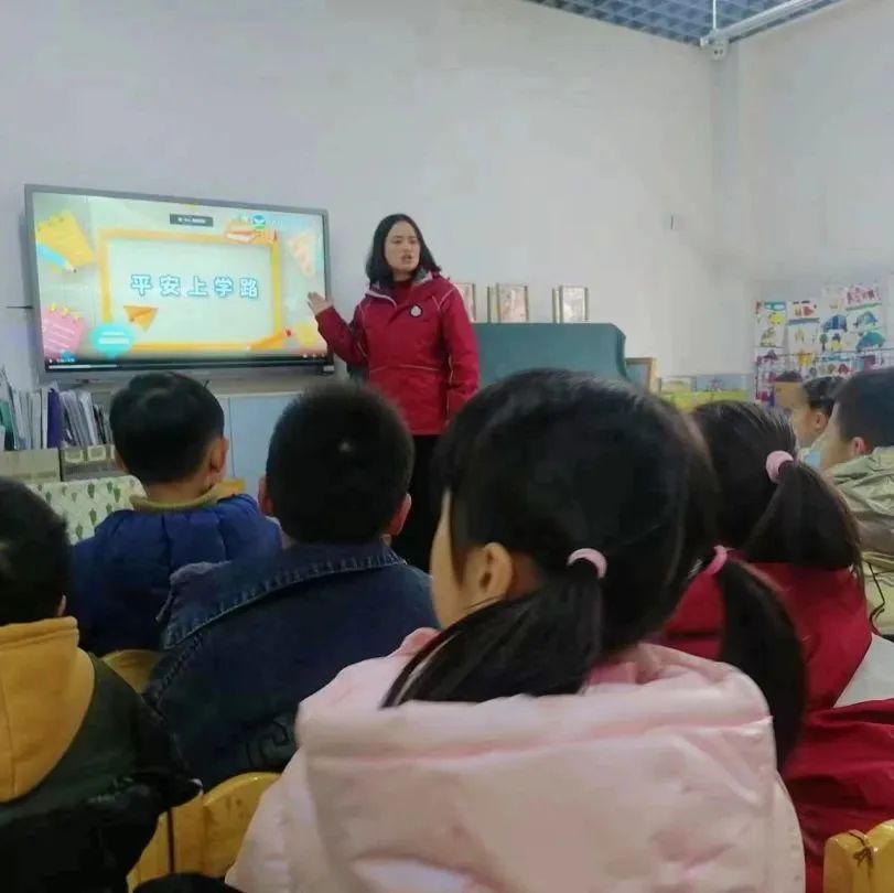 https://lysyjk.wxlxjy.com/contents/sitefiles2065/10328629/images/48731817.jpg