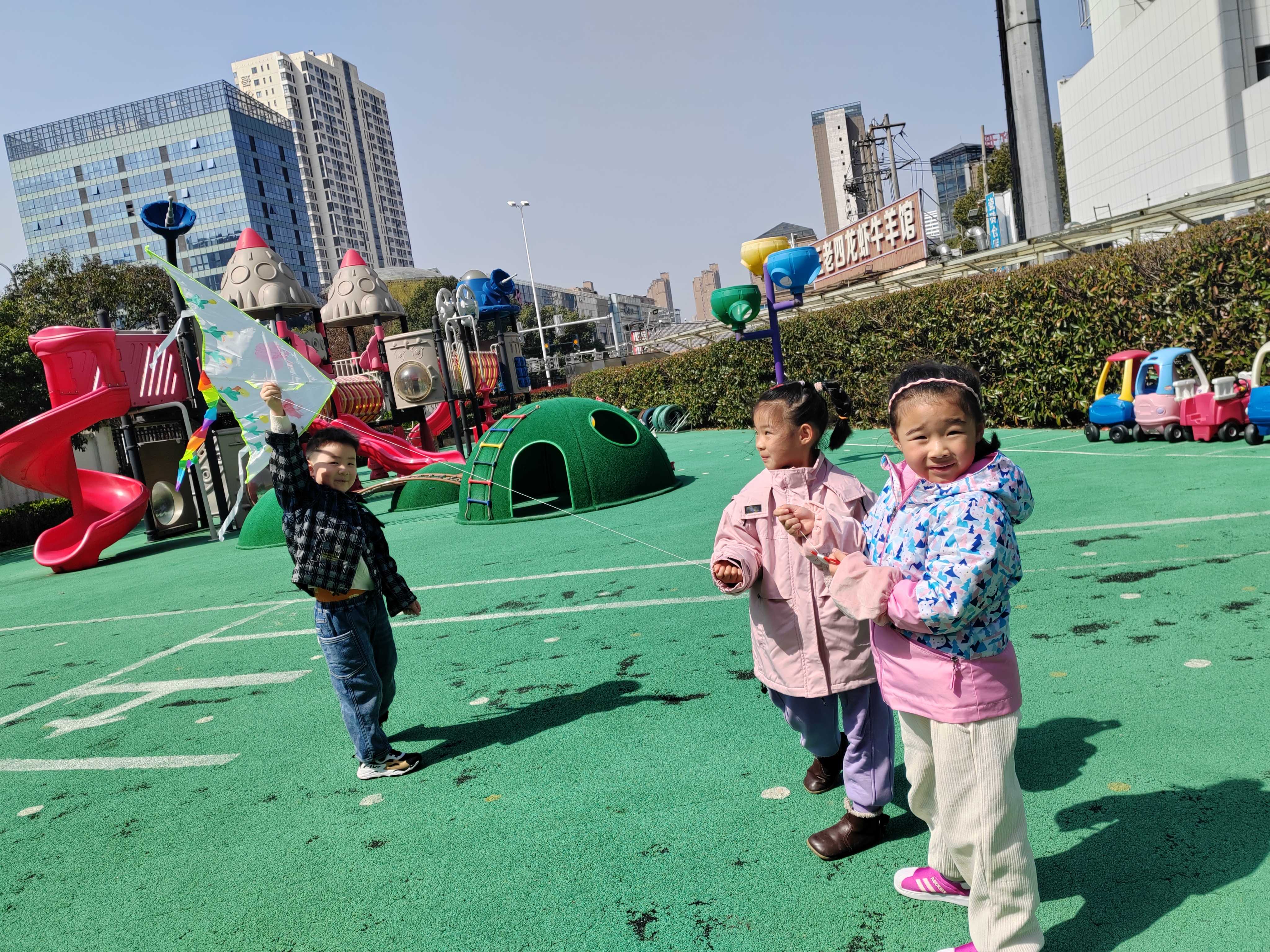 https://lysyjk.wxlxjy.com/contents/sitefiles2065/10328629/images/49224523.jpg